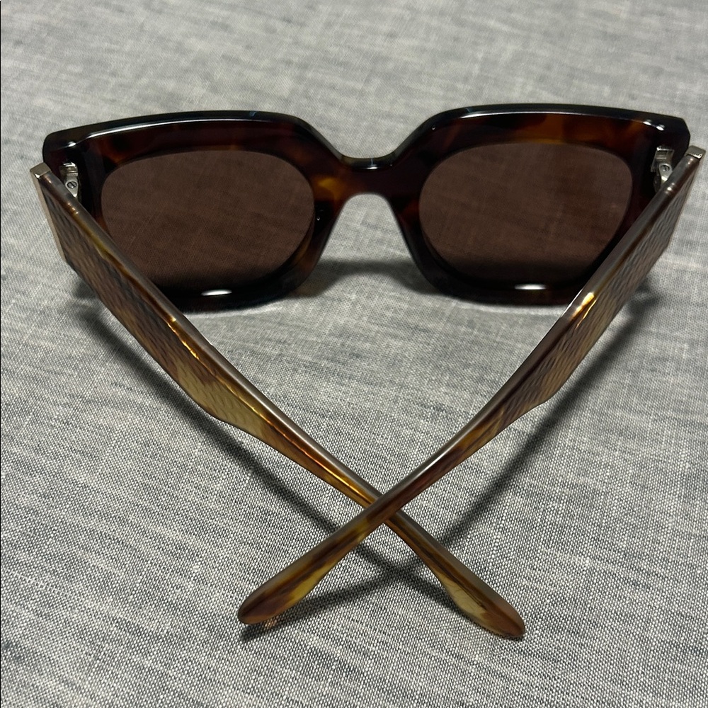 Diff Maren Iconica Tortoise Shell Sunglasses. Lik… - image 7